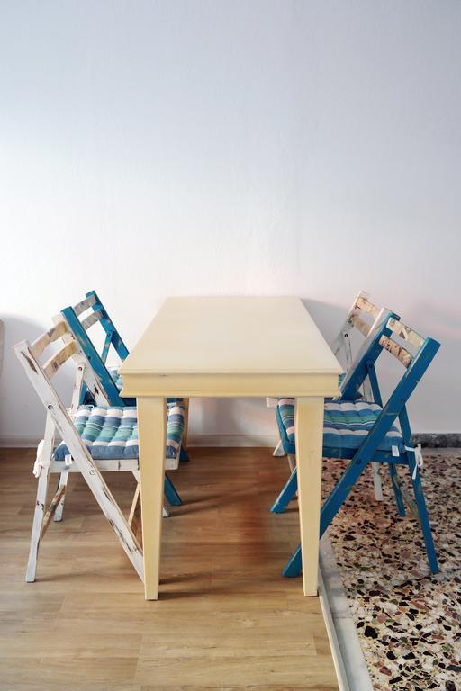 Holiday Apartment Sombrero Néa Péramos Zewnętrze zdjęcie
