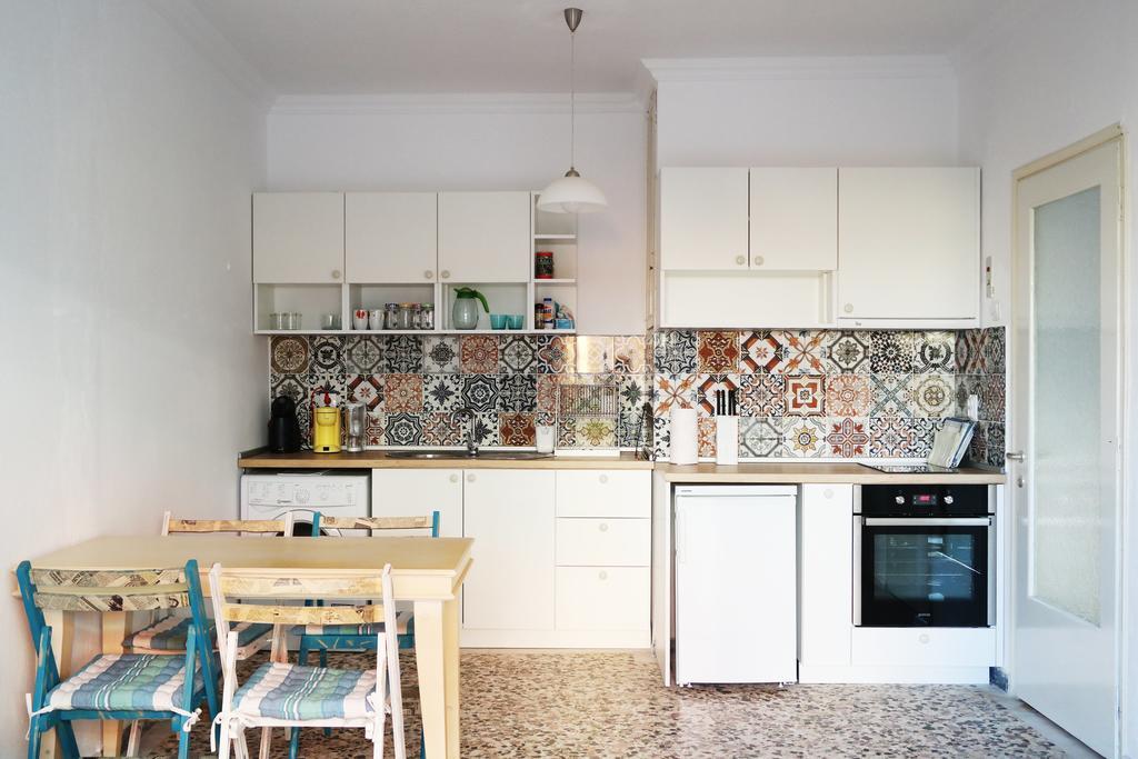 Holiday Apartment Sombrero Néa Péramos Zewnętrze zdjęcie